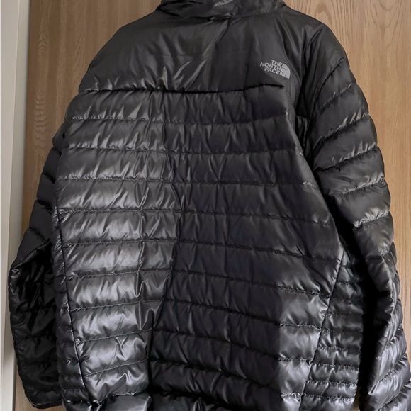 NORTH FACE PUFFER,  BRAND NEW - Picture 2 of 6